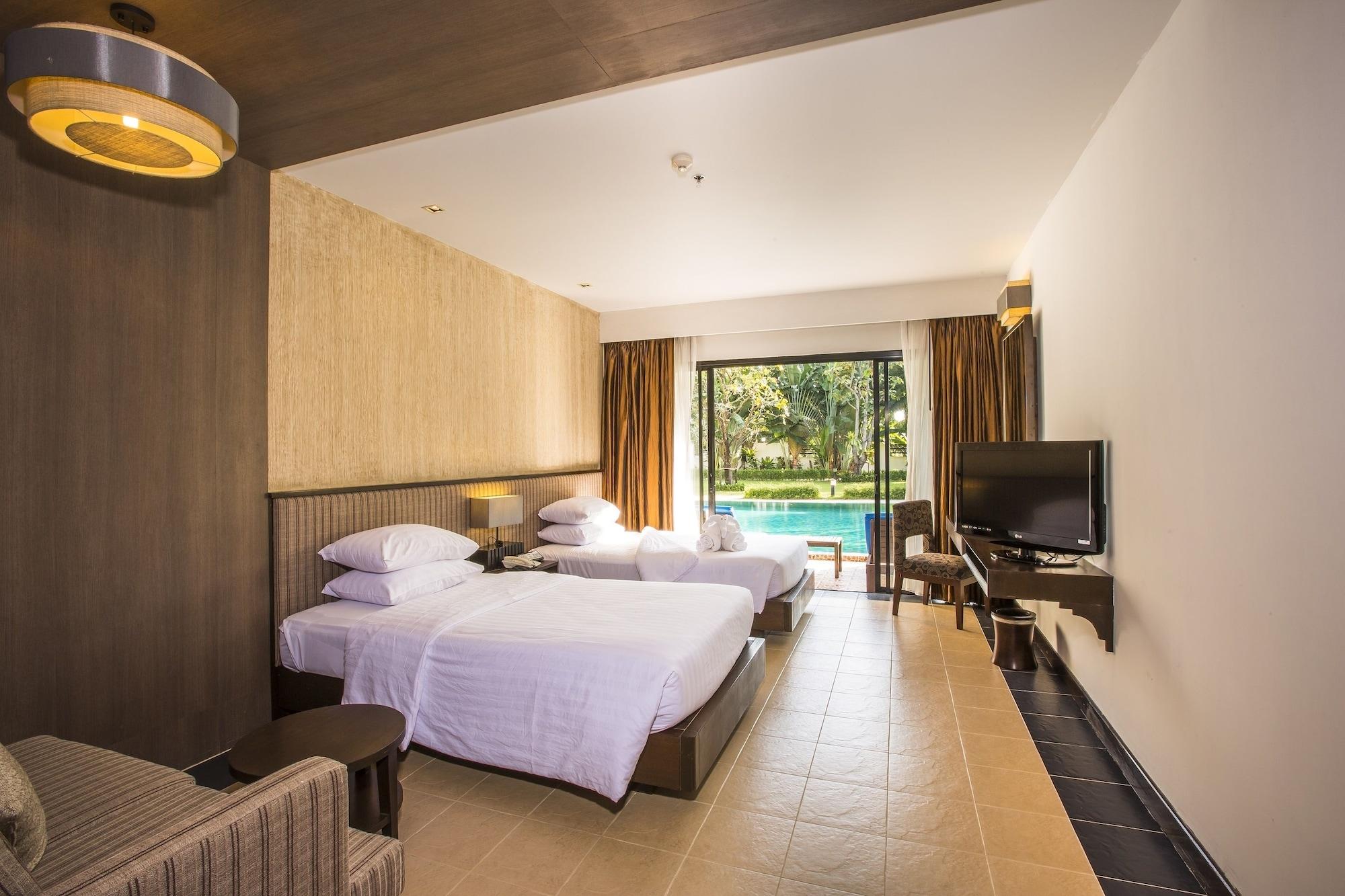 D Varee Mai Khao Beach Exterior photo